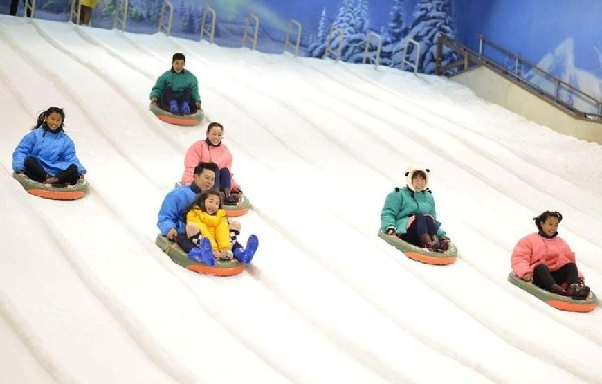 Dream World and Snow Town Theme Park at Bangkok