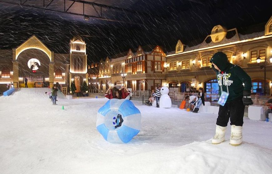 Dream World and Snow Town Theme Park at Bangkok