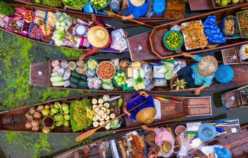 Damnoen Saduak Floating Market