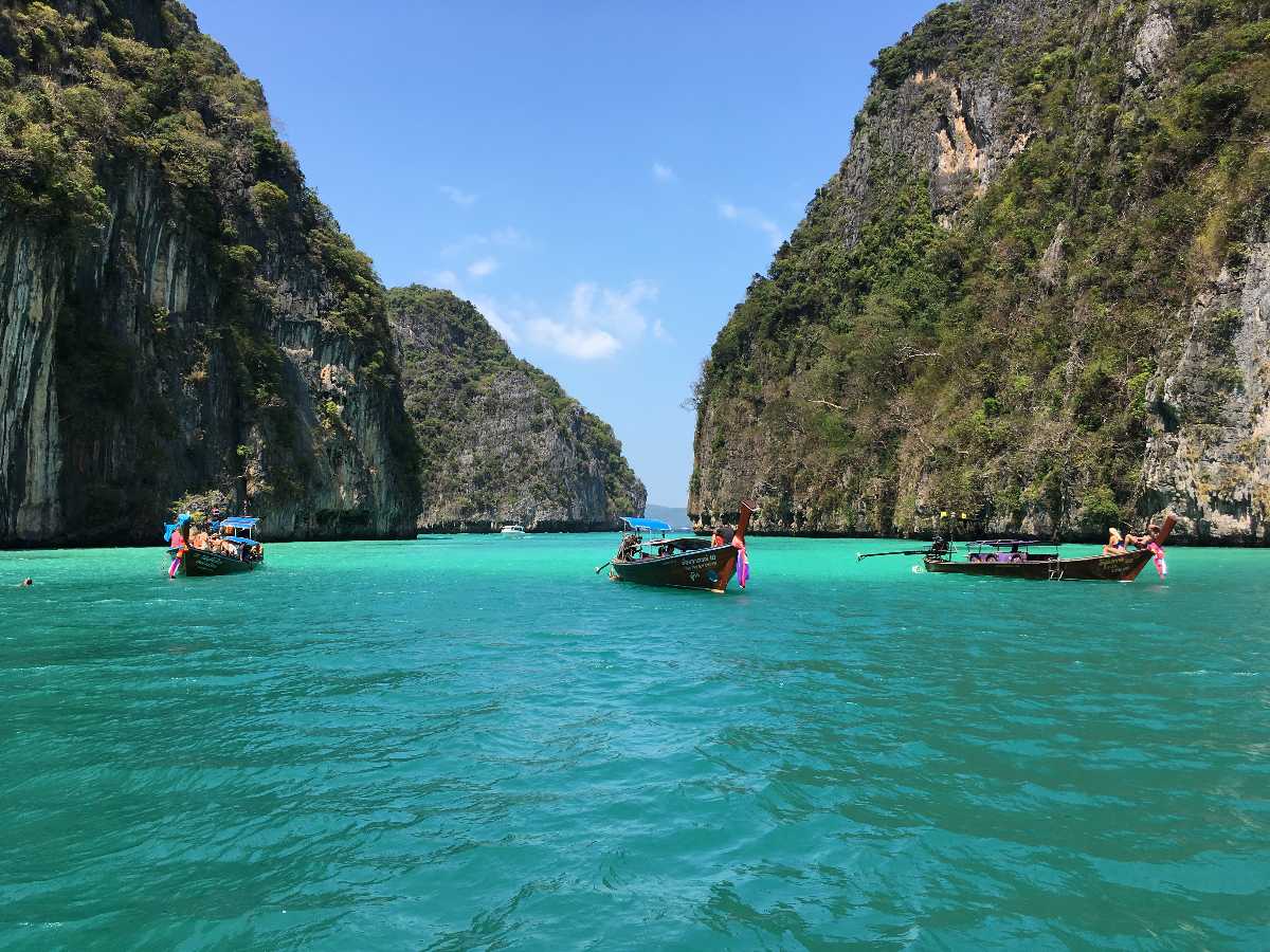 4 Islands Day Tour by Speed Boat from Krabi