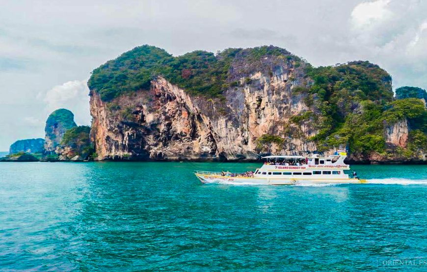 7 Islands Day Tour by Big Boat from Krabi